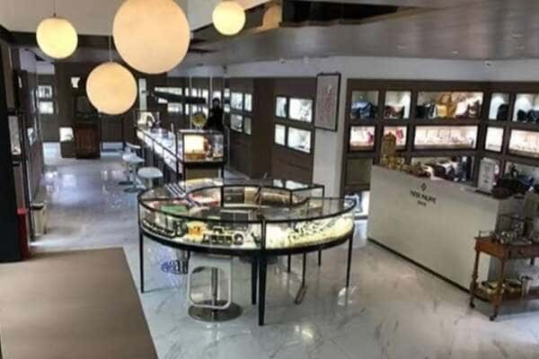 武汉市黄陂佳哥鉴酒商行